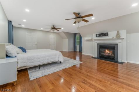 37 Woodland Heights Circle Lebanon NJ 08826