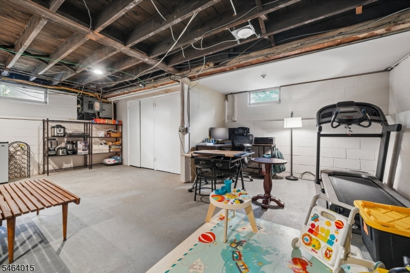 40 Carpenter Place Cranford NJ 07016