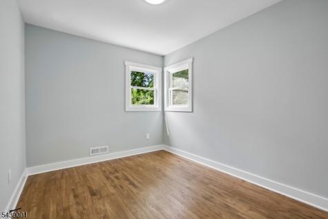 127 Glenwild Avenue Bloomingdale NJ 07403