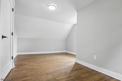 127 Glenwild Avenue Bloomingdale NJ 07403