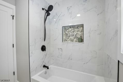 127 Glenwild Avenue Bloomingdale NJ 07403