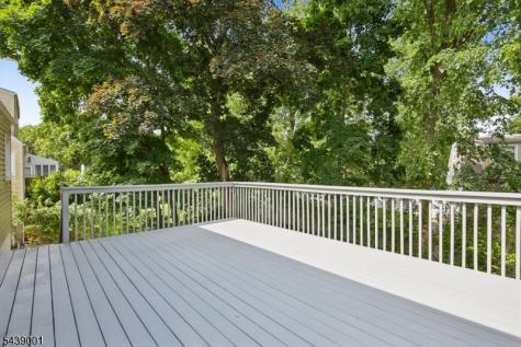 127 Glenwild Avenue Bloomingdale NJ 07403