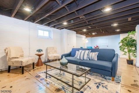 245 Midland Avenue East Orange NJ 07017