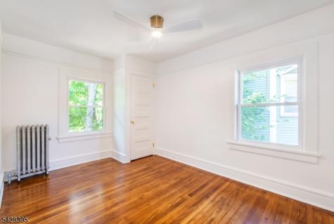 245 Midland Avenue East Orange NJ 07017