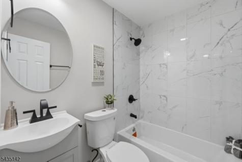 36 Ruth Street Hopatcong NJ 07874