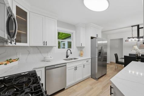 36 Ruth Street Hopatcong NJ 07874