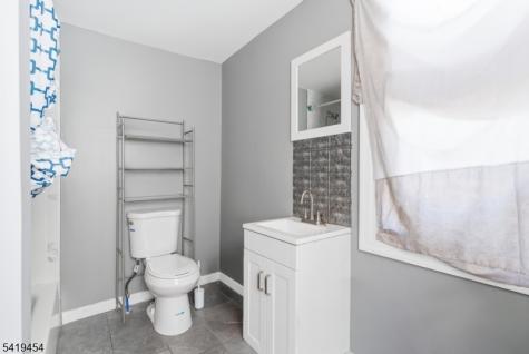 61 Cutler Street Newark NJ 07104