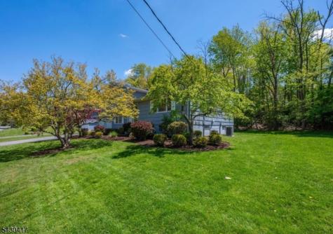 7 Waddington Avenue West Orange NJ 07052