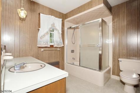200 Watchung Drive Hawthorne NJ 07506