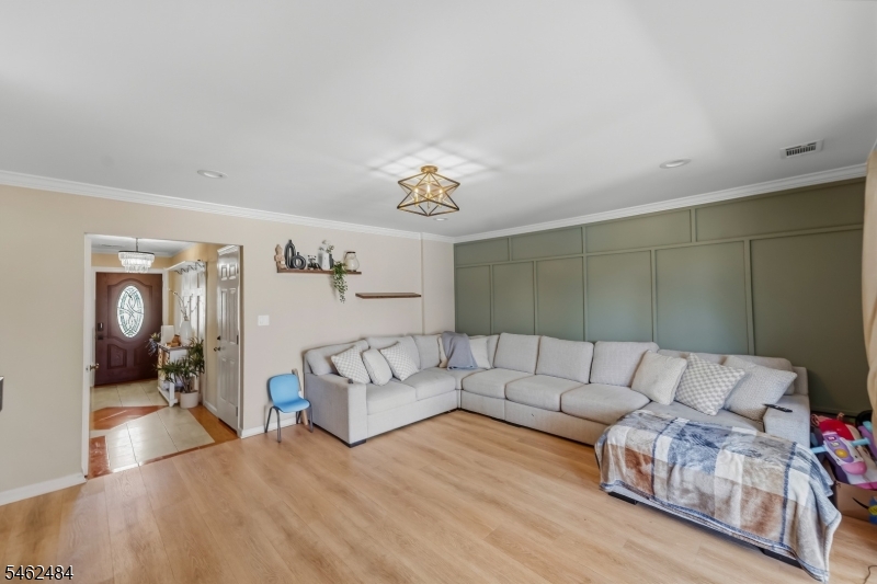 5 Sumutka Court Carteret NJ 07008