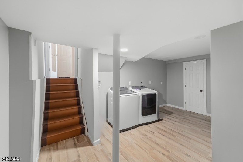 5 Sumutka Court Carteret NJ 07008