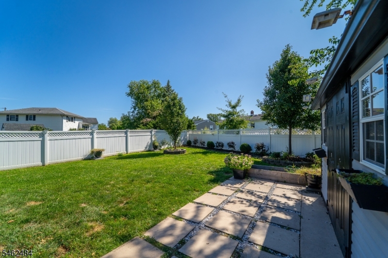5 Sumutka Court Carteret NJ 07008