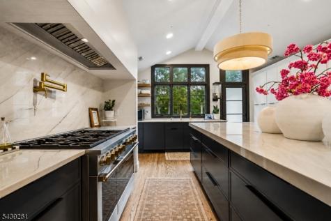101 Peachcroft Drive Bernardsville NJ 07924