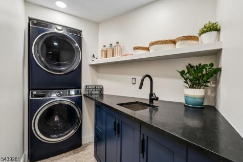 101 Peachcroft Drive Bernardsville NJ 07924