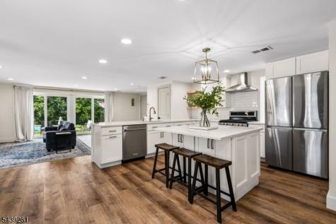 101 Peachcroft Drive Bernardsville NJ 07924