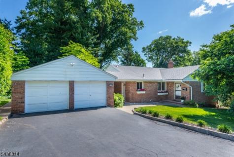 110 Woodlawn Avenue Clifton NJ 07013