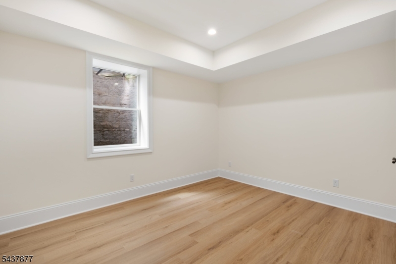 13 Harding Place Livingston NJ 07039