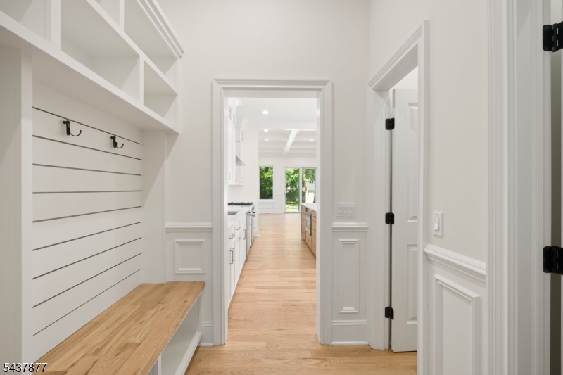 13 Harding Place Livingston NJ 07039
