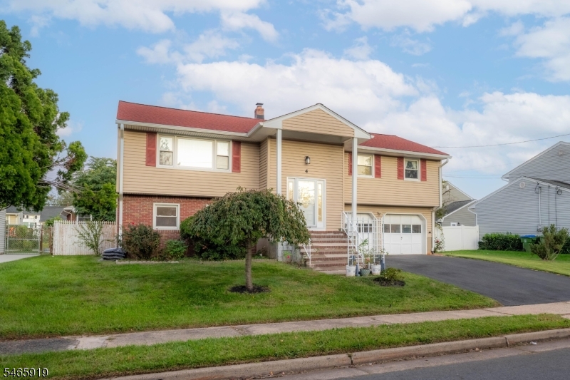 4 Charles Court Edison NJ 08820