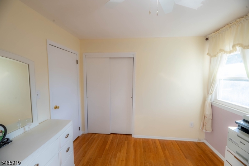 4 Charles Court Edison NJ 08820