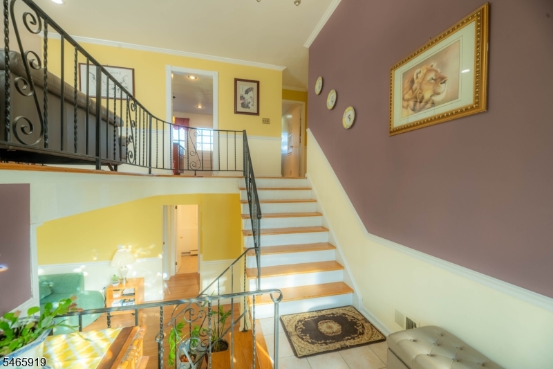 4 Charles Court Edison NJ 08820