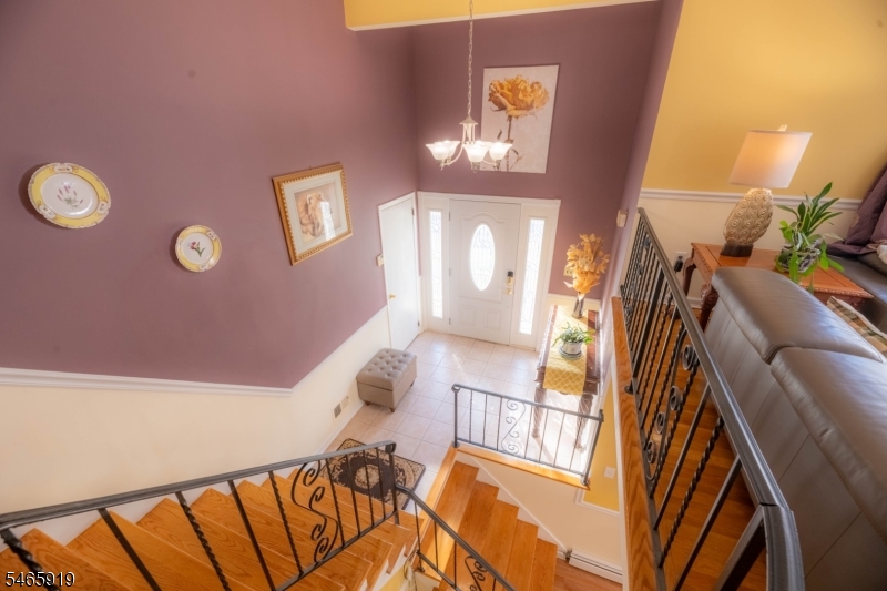 4 Charles Court Edison NJ 08820