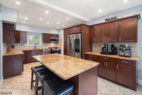 3 Neskell Drive Bridgewater NJ 07920