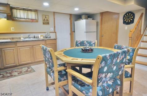 2463 Dorchester Road Union NJ 07083
