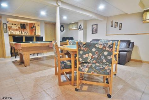 2463 Dorchester Road Union NJ 07083