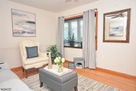 2463 Dorchester Road Union NJ 07083