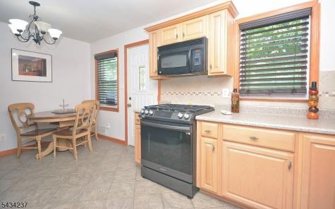 2463 Dorchester Road Union NJ 07083