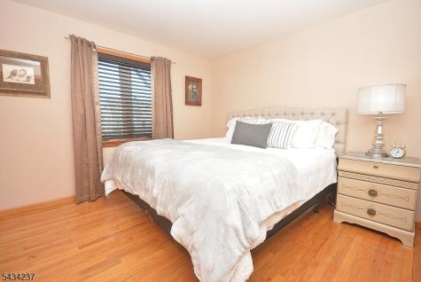 2463 Dorchester Road Union NJ 07083
