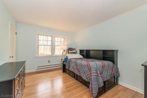 136 South Road Randolph NJ 07945