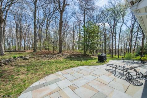 136 South Road Randolph NJ 07945