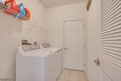 15 Potter Road Hillsborough NJ 08844