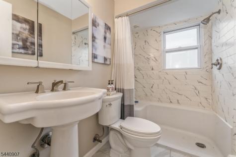 29 Stewartsville Road Franklin NJ 08886
