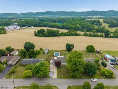 29 Stewartsville Road Franklin NJ 08886