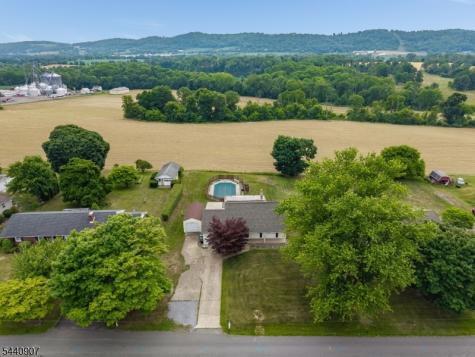 29 Stewartsville Road Franklin NJ 08886