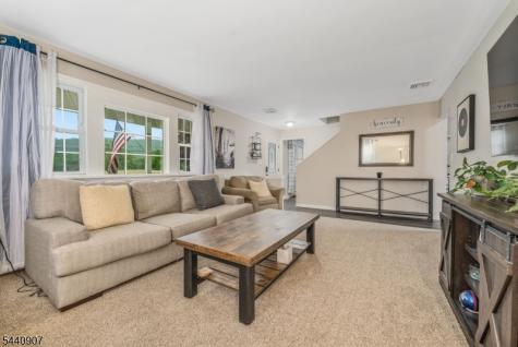 29 Stewartsville Road Franklin NJ 08886