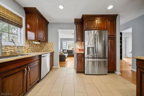 41 Ramsey Avenue Ramsey NJ 07446