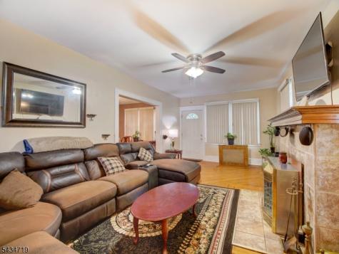 409 3RD Avenue West Newark NJ 07107