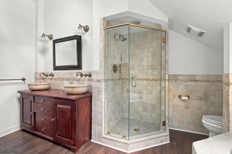 64 Bloomsbury Road Franklin NJ 08802
