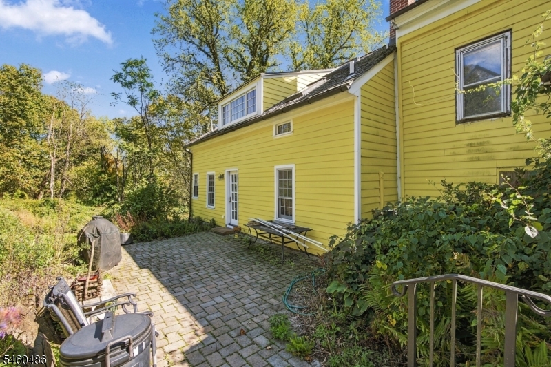 64 Bloomsbury Road Franklin NJ 08802