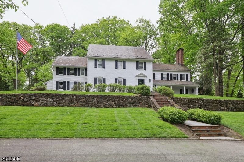 29 Gordon Road Essex Fells NJ 07021