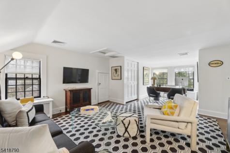 29 Gordon Road Essex Fells NJ 07021