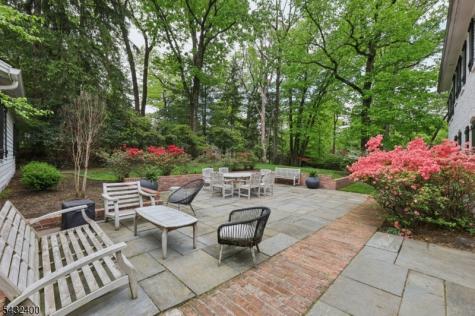 29 Gordon Road Essex Fells NJ 07021