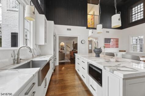 29 Gordon Road Essex Fells NJ 07021