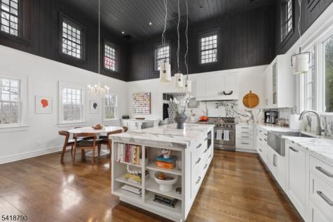 29 Gordon Road Essex Fells NJ 07021