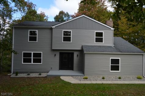 22 Forest Lane Ewing NJ 08628