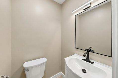 22 Forest Lane Ewing NJ 08628
